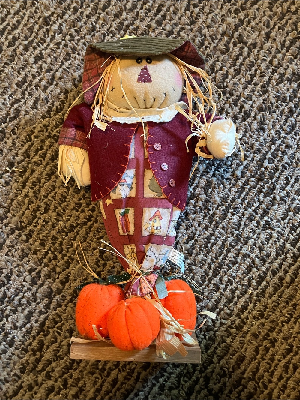 Vintage 2001 Jo-Ann Stores Primitive Scarecrow Tabletop Doll Decor